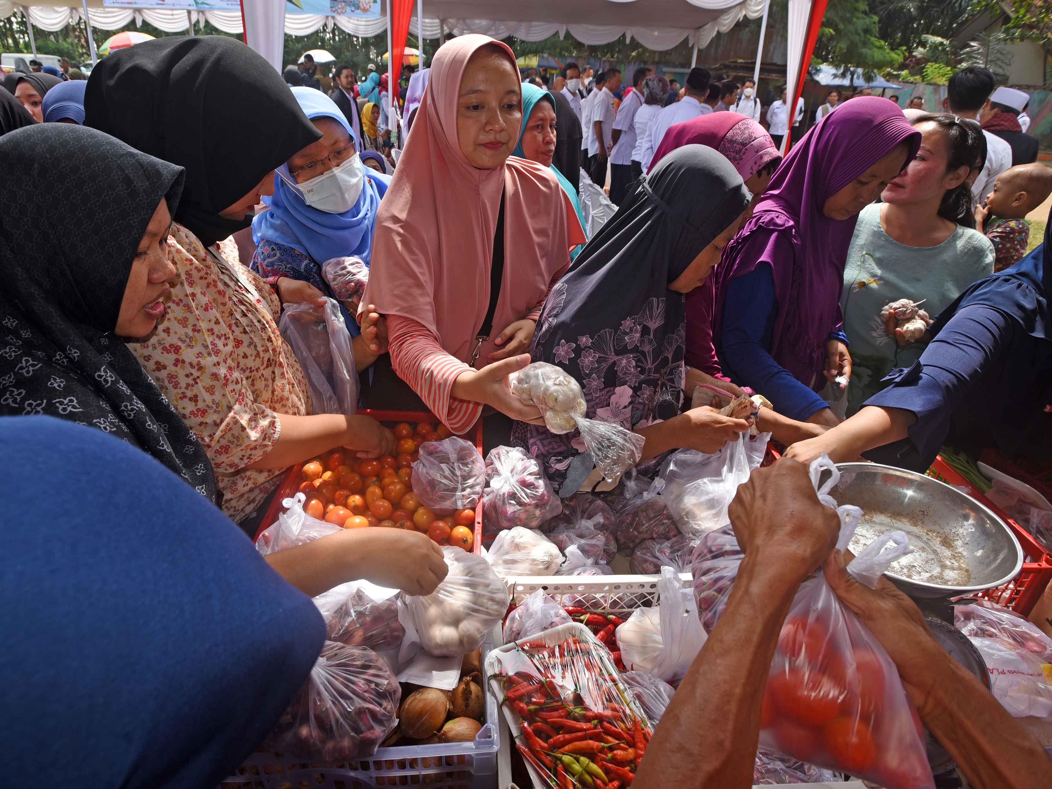 Daerah Siapkan Operasi Pasar