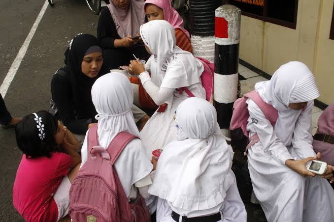 Dinas Pendidikan DIY Usut Pemaksaan Jilbab