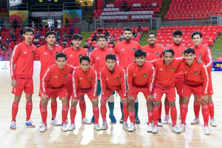 Lomba Kemerdekaan Unik Dengan Futsal Teropong